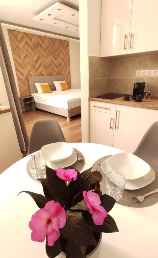 Helena Studio Apartman Siofok Bagian luar foto