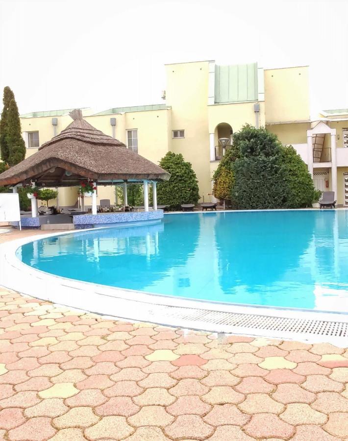 Helena Studio Apartman Siofok Bagian luar foto