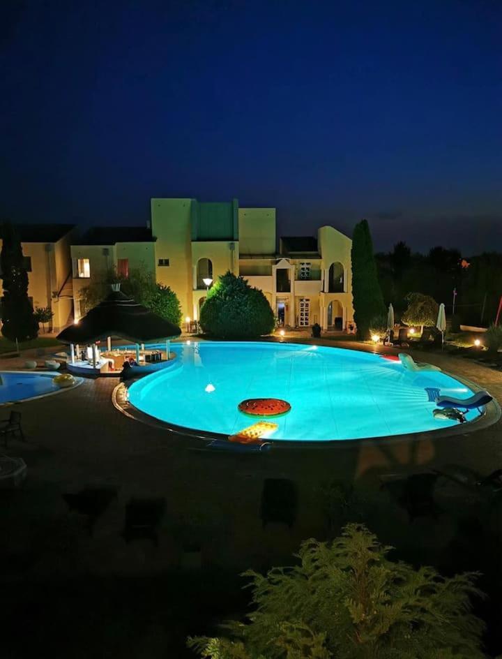 Helena Studio Apartman Siofok Bagian luar foto