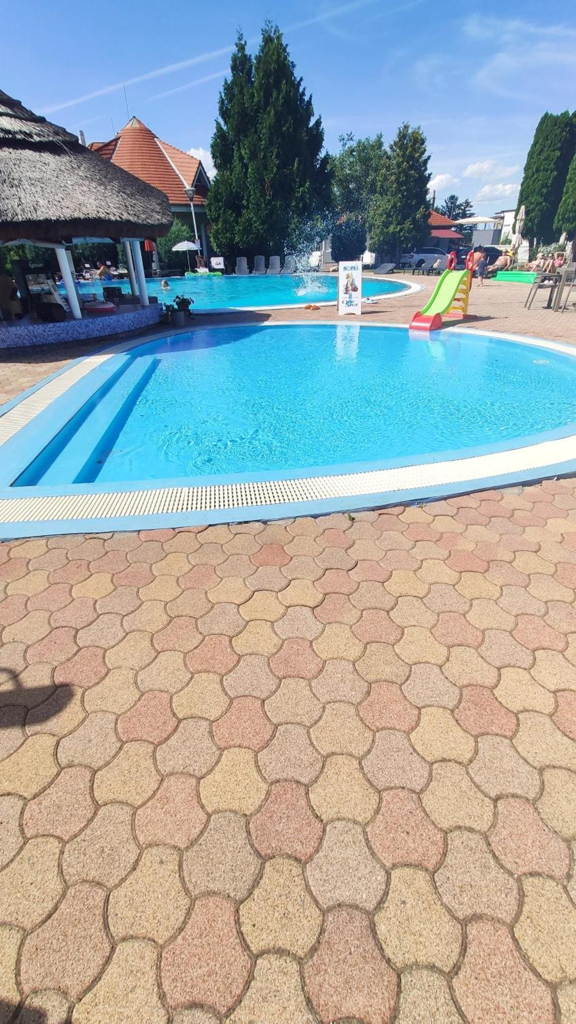 Helena Studio Apartman Siofok Bagian luar foto