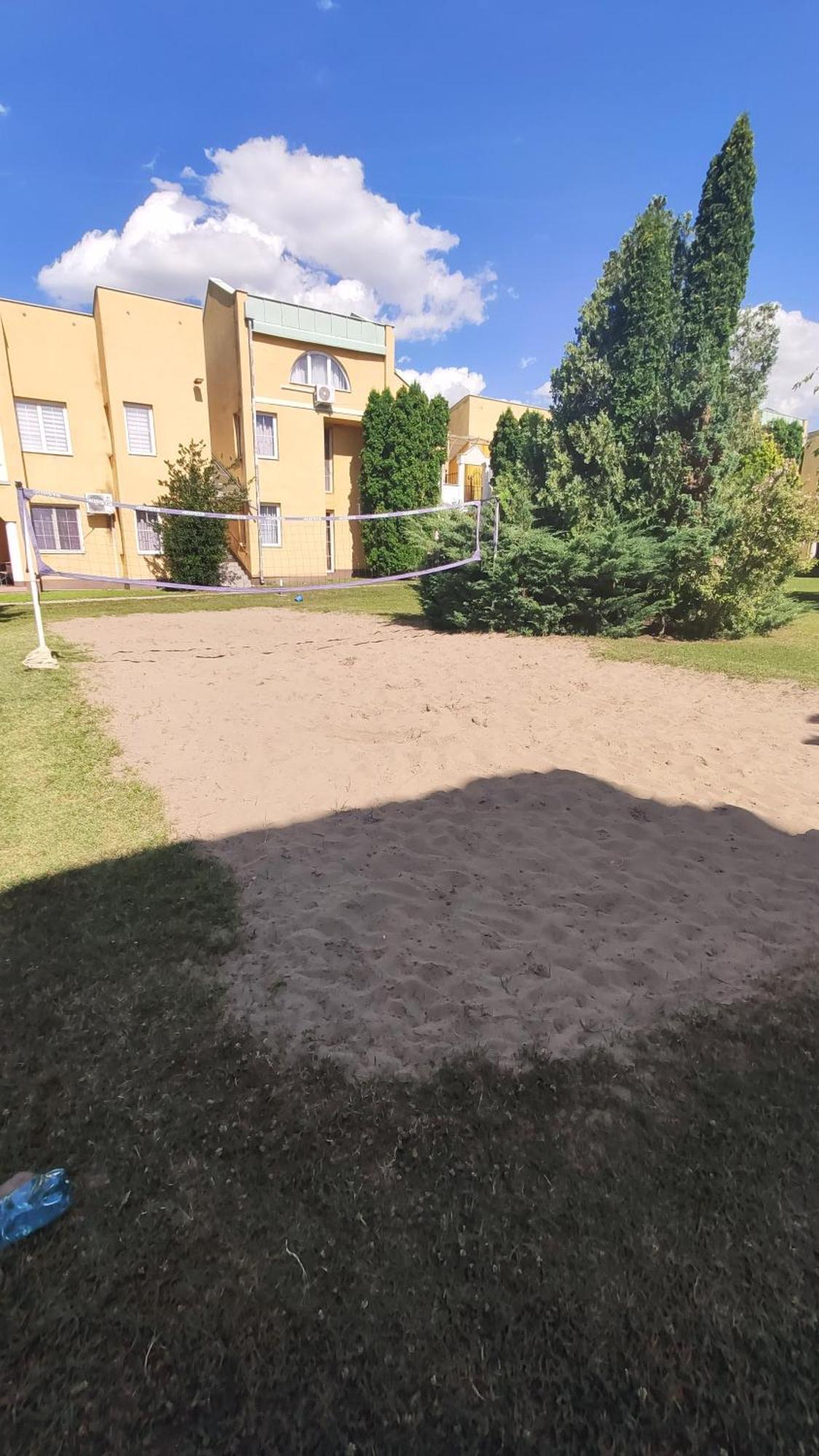Helena Studio Apartman Siofok Bagian luar foto